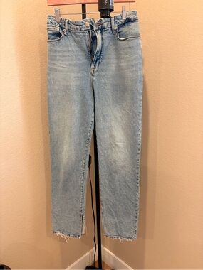 Good American Light Wash Straight Jeans